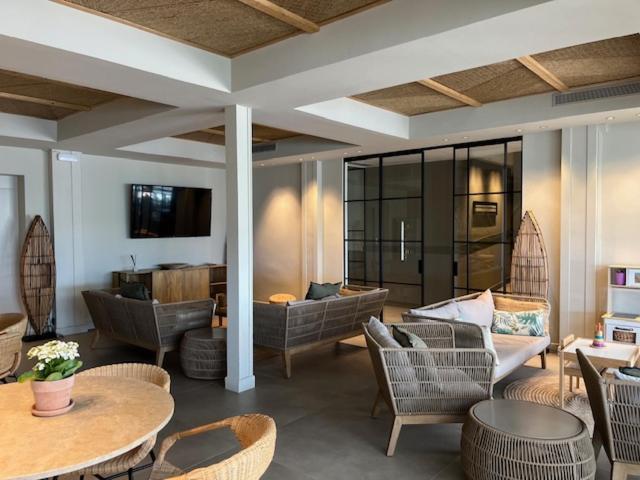 Hotel Restaurant Juanito Platja Sant Carlos de la Ràpita Dış mekan fotoğraf