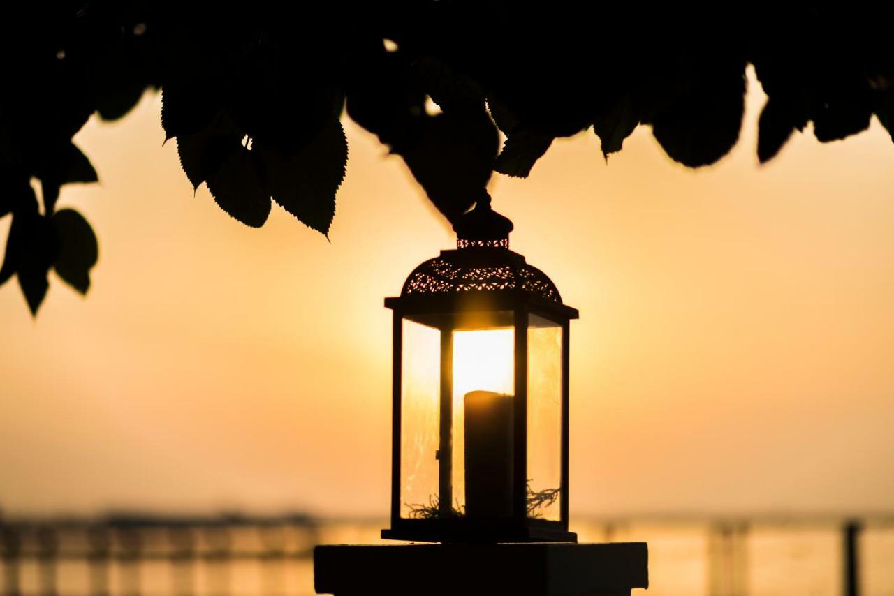 Hotel Restaurant Juanito Platja Sant Carlos de la Ràpita Dış mekan fotoğraf