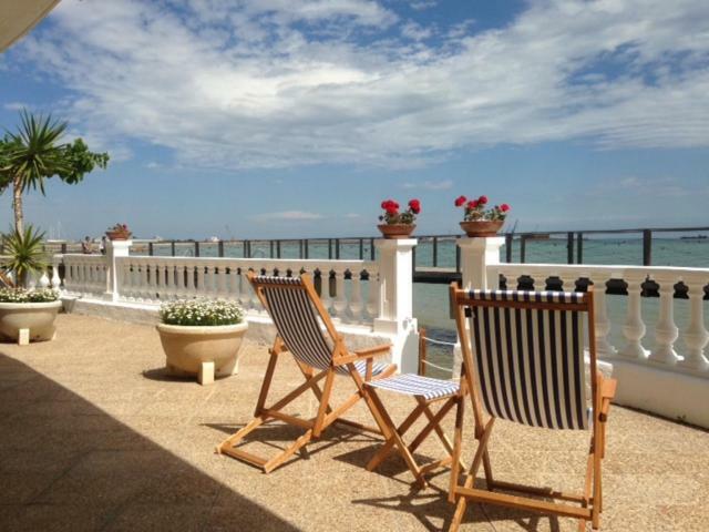 Hotel Restaurant Juanito Platja Sant Carlos de la Ràpita Dış mekan fotoğraf