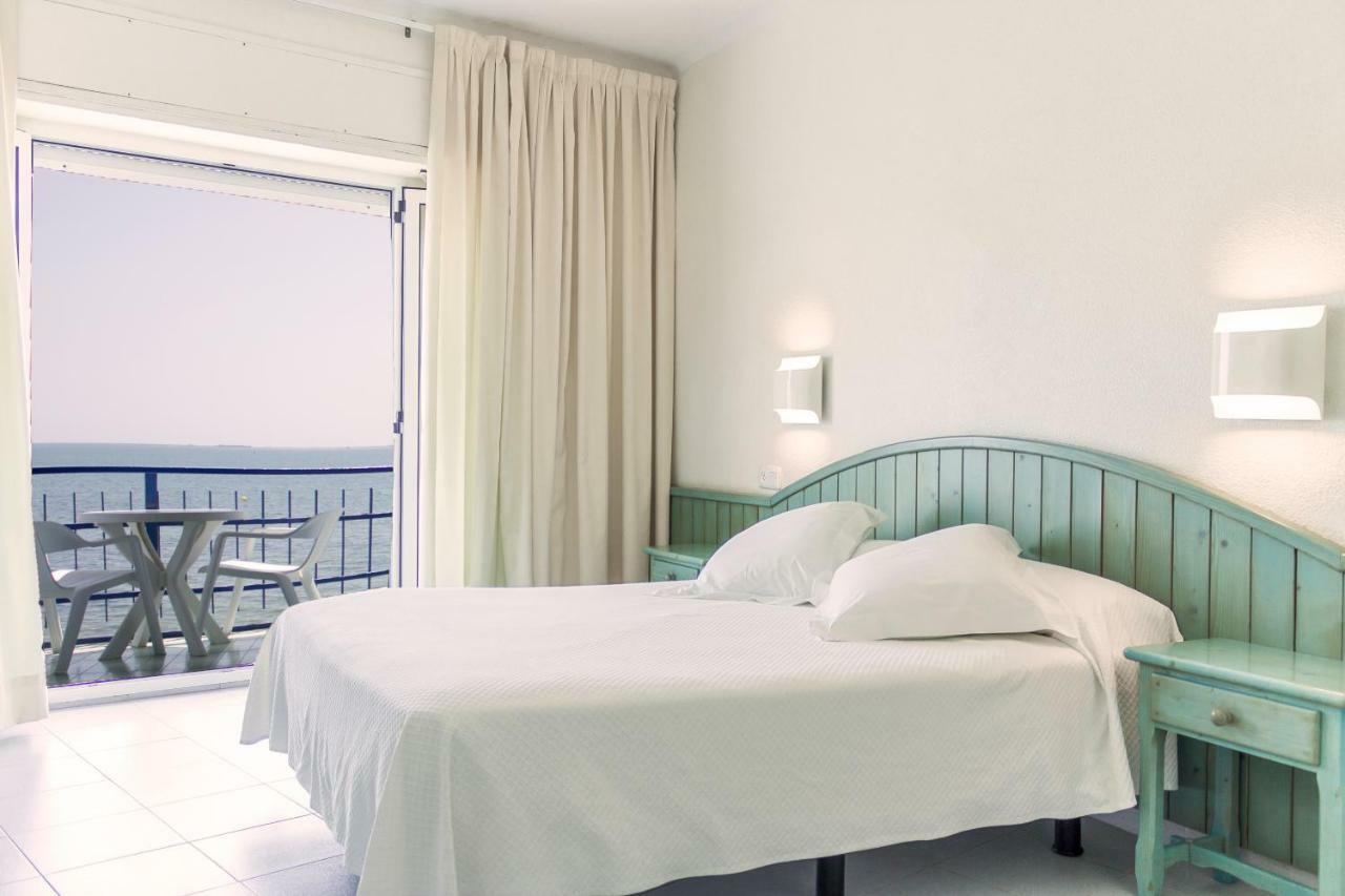 Hotel Restaurant Juanito Platja Sant Carlos de la Ràpita Dış mekan fotoğraf